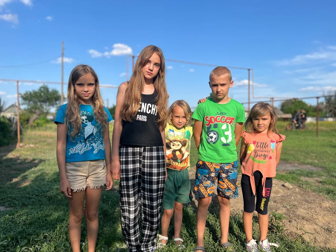 «Школа — для каждого ребенка»: помочь собрать в школу детей в трудной ситуации 