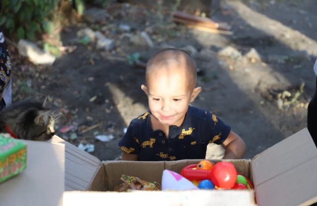 5 стереотипов о подарках детям в детских домах